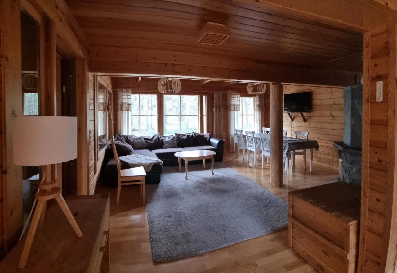 Villa Revontulen Tupa à Kaamanen Extérieur photo
